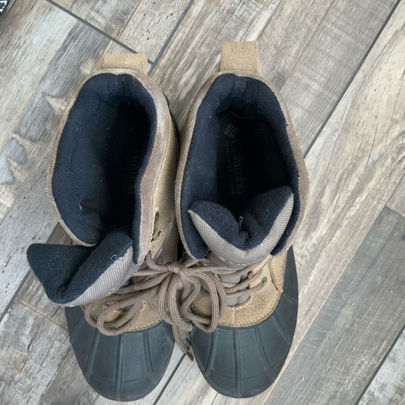 Columbia Falmouth Winter Boots - Picture 2 of 3